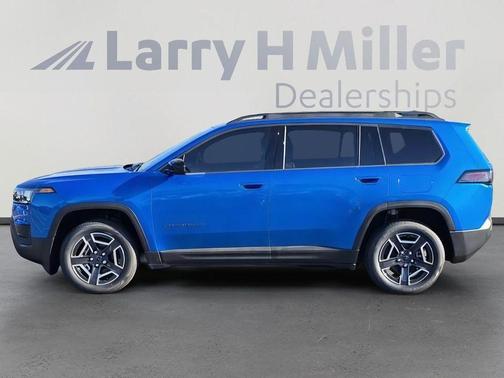 Hydro Blue Pearlcoat 2026 Jeep Cherokee LAREDO/LIMITED