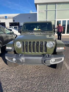2021 Jeep Gladiator Sport