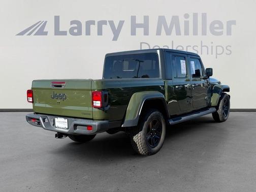 2021 Jeep Gladiator Sport