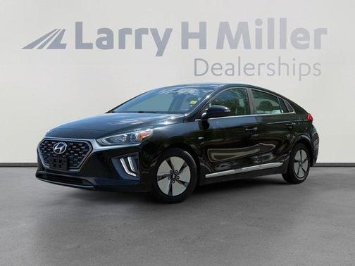 2020 Hyundai IONIQ Hybrid SE