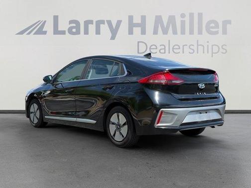 2020 Hyundai IONIQ Hybrid SE