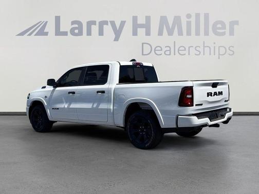 Bright White Clearcoat 2026 RAM 1500 Big Horn