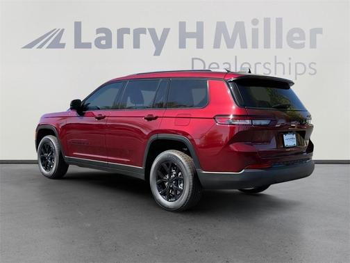 2025 Jeep Grand Cherokee L Laredo