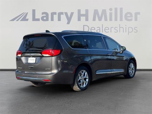 2020 Chrysler Pacifica Limited