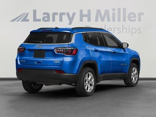 Hydro Blue Pearlcoat 2026 Jeep Compass Latitude