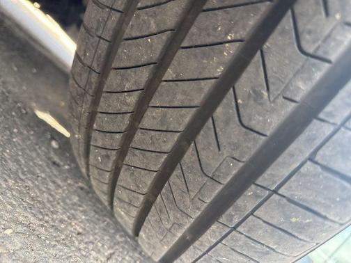 Pitch Black Clearcoat 2023 Dodge Challenger R/T