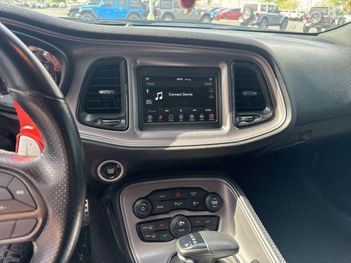 Pitch Black Clearcoat 2023 Dodge Challenger R/T