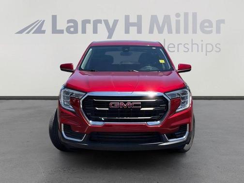 Cayenne Red Tintcoat 2022 GMC Terrain SLE