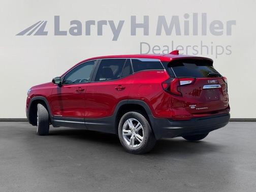 Cayenne Red Tintcoat 2022 GMC Terrain SLE