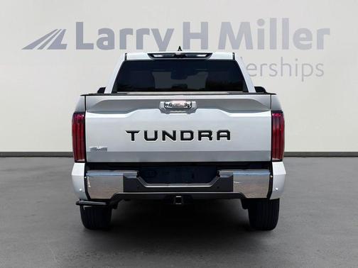 Pearl 2024 Toyota Tundra Hybrid 1794 Edition
