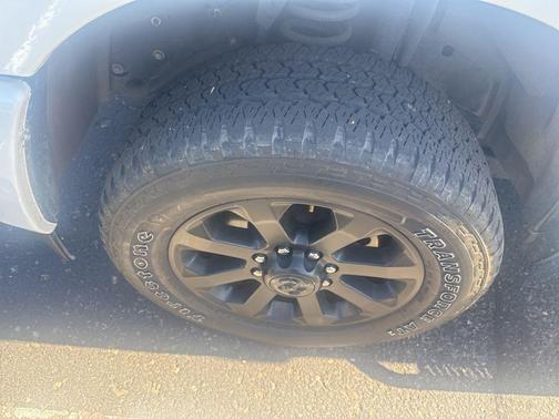 Bright White Clearcoat 2024 RAM 2500 Laramie