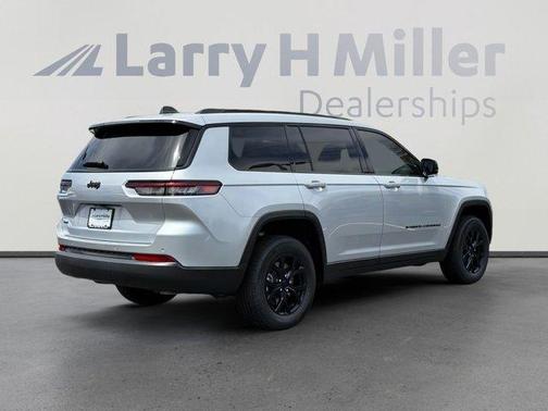 2025 Jeep Grand Cherokee L Laredo