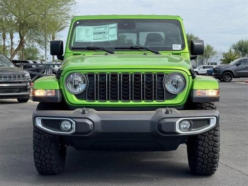 2025 Jeep Gladiator Sport