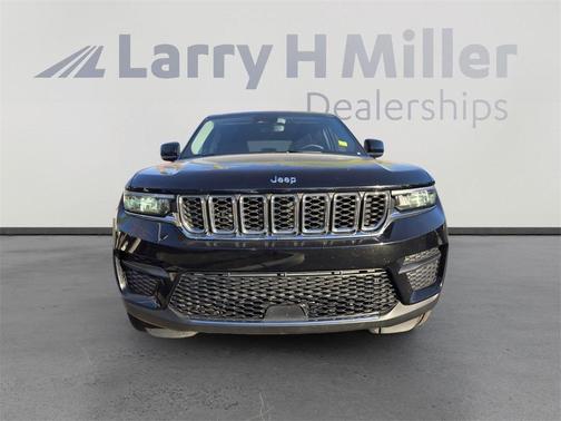 2023 Jeep Grand Cherokee Laredo