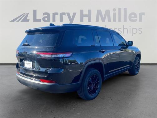2025 Jeep Grand Cherokee L Laredo