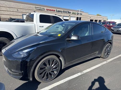 2023 Tesla Model Y Performance