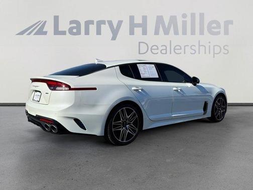 2023 Kia Stinger GT2