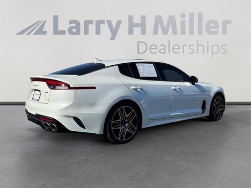 2023 Kia Stinger GT2