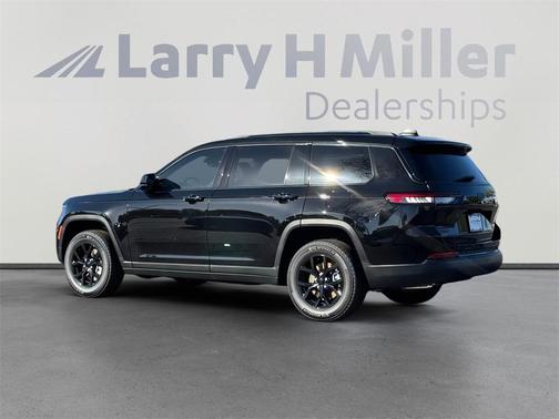 2025 Jeep Grand Cherokee L Laredo