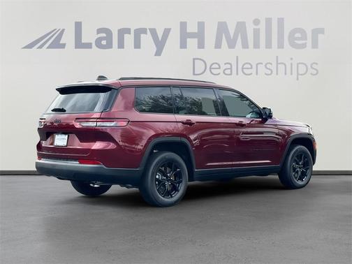 2025 Jeep Grand Cherokee L Laredo