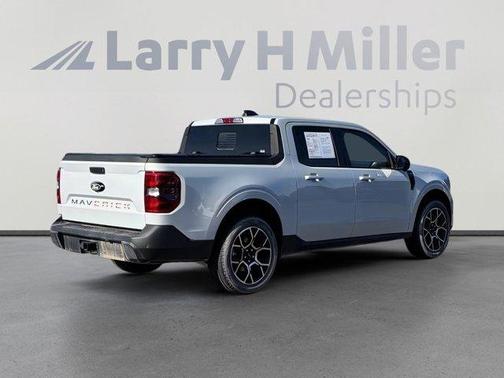 White Metallic 2025 Ford Maverick Lariat