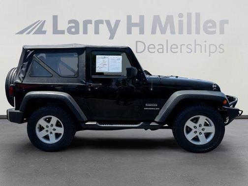 2017 Jeep Wrangler Sport