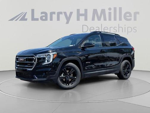 Ebony Twilight Metallic 2024 GMC Terrain AT4