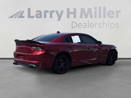 Octane Red Pearlcoat 2018 Dodge Charger SXT Plus