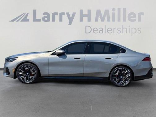 2025 BMW i5 eDrive40