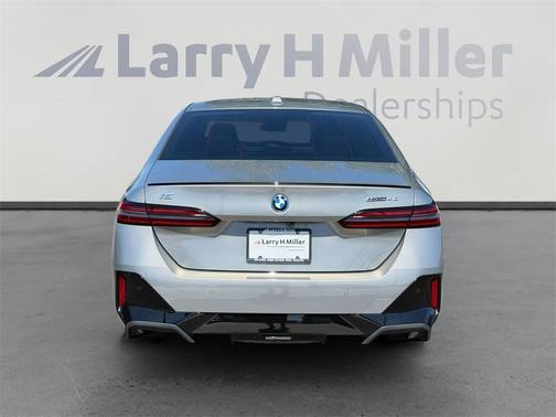 2025 BMW i5 eDrive40