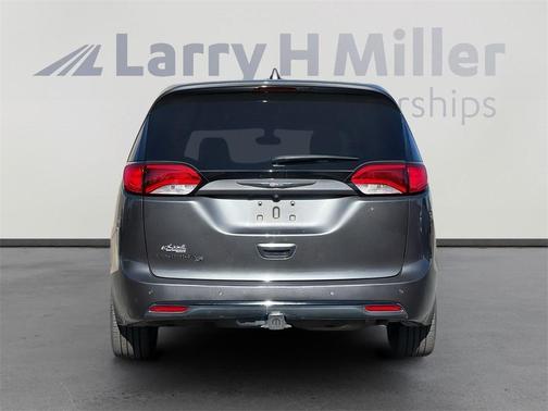 2018 Chrysler Pacifica Touring Plus