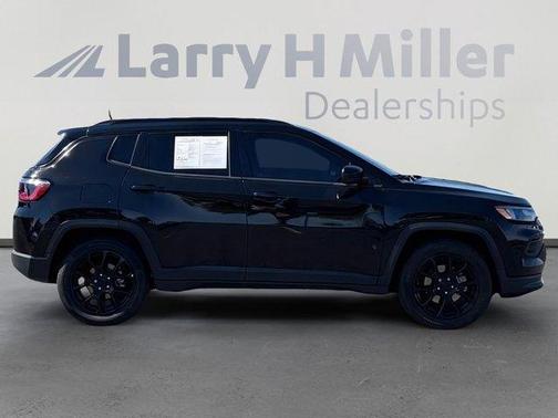 Diamond Black 2022 Jeep Compass Altitude