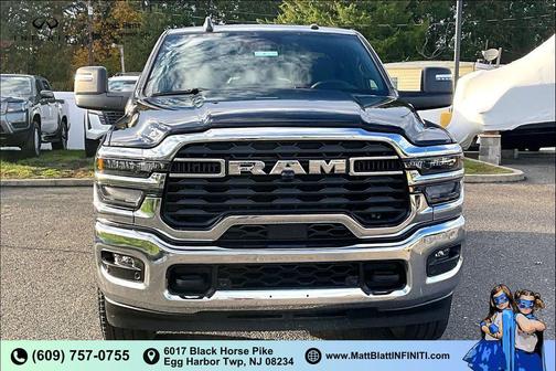 Diamond Black Crystal Pearlcoat 2026 RAM 2500 Big Horn Crew Cab 4x4 6'4' Box