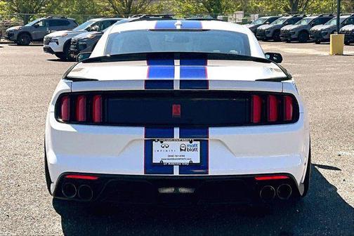 2016 Ford Shelby GT350 Base