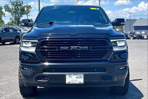Diamond Black Crystal Pearlcoat 2019 RAM 1500 Big Horn