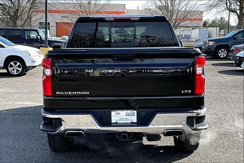Black 2022 Chevrolet Silverado 1500 Limited LTZ