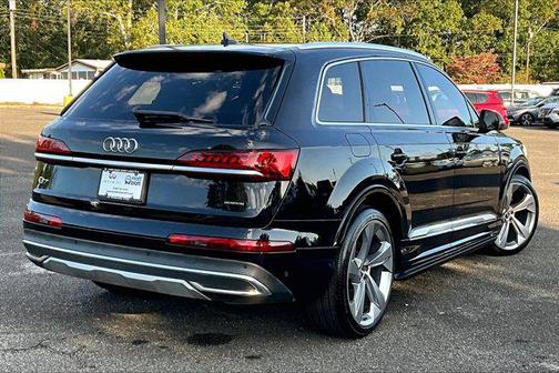 2021 Audi Q7 55 Prestige