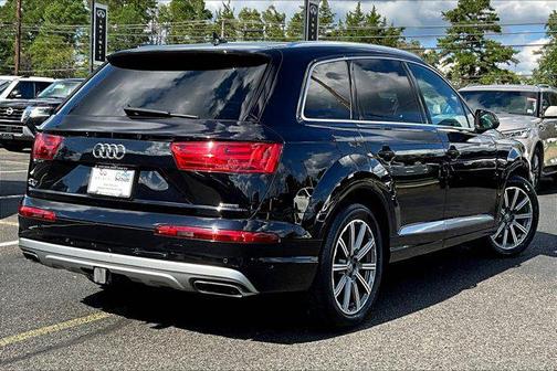 2019 Audi Q7 55 Premium Plus