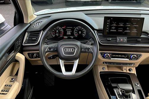 2024 Audi Q5 45 S line Premium Plus