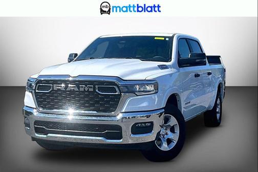 Bright White Clearcoat 2025 RAM 1500 Big Horn/Lone Star