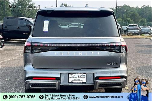 Dynamic Metal 2027 INFINITI QX80 Luxe