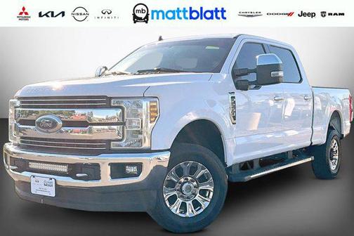 Oxford White 2019 Ford F-250 LARIAT