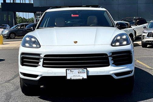 2023 Porsche Cayenne Platinum Edition