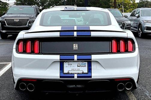 2016 Ford Shelby GT350 Base