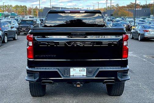2022 Chevrolet Silverado 1500 Custom Trail Boss