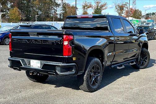 2022 Chevrolet Silverado 1500 Custom Trail Boss