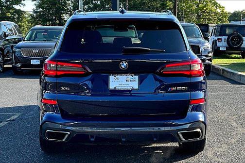 2021 BMW X5 M50i