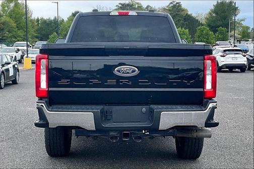 Agate Black Metallic 2024 Ford F-250 XLT