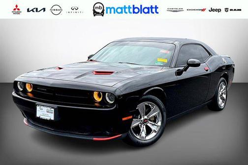2015 Dodge Challenger SXT