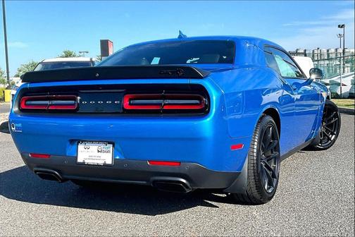 B5 Blue Pearlcoat 2023 Dodge Challenger SRT Hellcat